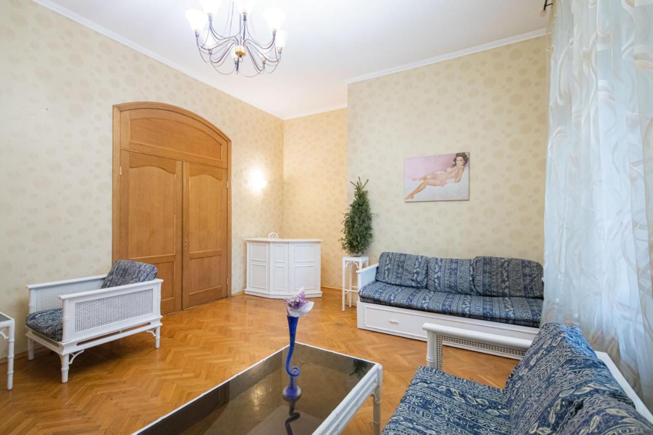 4-кімнатні біля м. палац спорту Kyiv